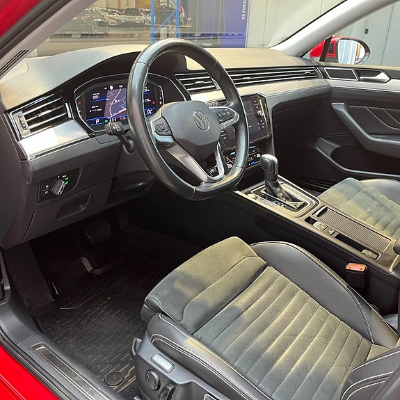 Volkswagen Passat 6 of 11