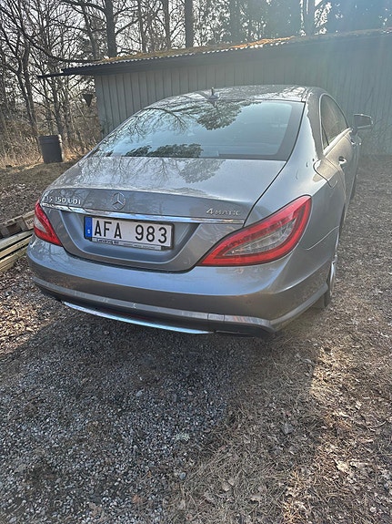 Mercedes-Benz CLS350 5 of 10
