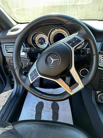 Mercedes-Benz CLS350 10 of 10