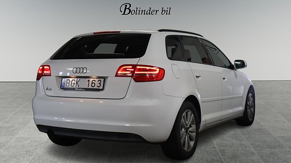 Audi A3 4 of 19