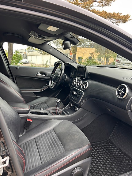 Mercedes-Benz A180 6 of 10