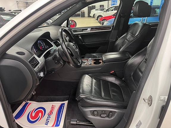 Volkswagen Touareg 7 of 19