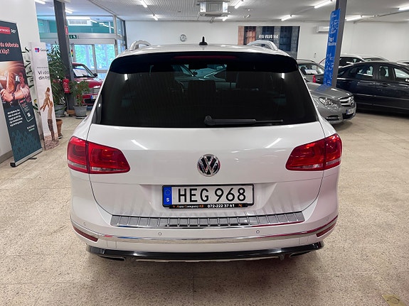 Volkswagen Touareg 5 of 5