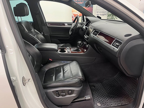 Volkswagen Touareg 11 of 19