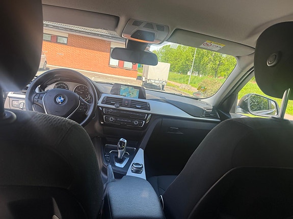 BMW 318d 7 of 11