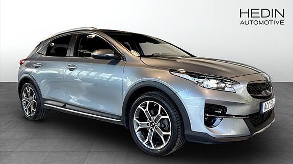 Kia XCeed 3 of 5