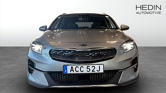 Kia XCeed 2 of 5
