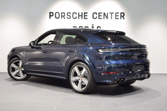 Porsche Cayenne Coupe 3 of 5