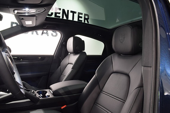 Porsche Cayenne Coupe 7 of 18