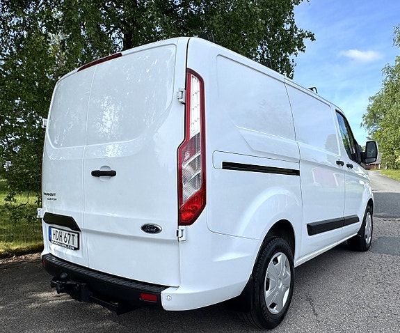 Ford Transit Custom 3 of 5