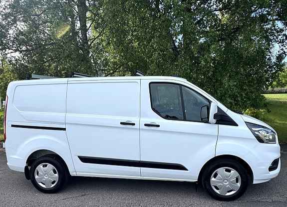 Ford Transit Custom 18 of 21