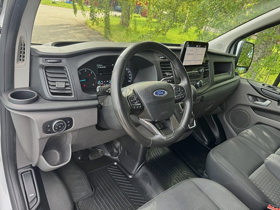 Ford Transit Custom 10 of 21