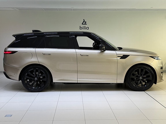 Land Rover Range Rover Sport 6 of 23
