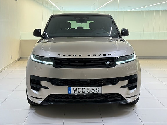 Land Rover Range Rover Sport 2 of 5