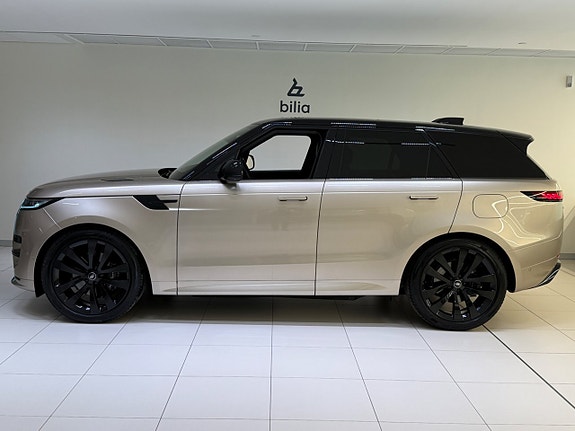 Land Rover Range Rover Sport 3 of 5