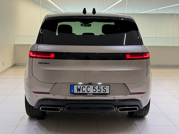 Land Rover Range Rover Sport 5 of 5