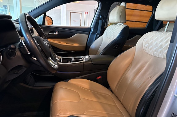 Hyundai Santa Fe 8 of 26