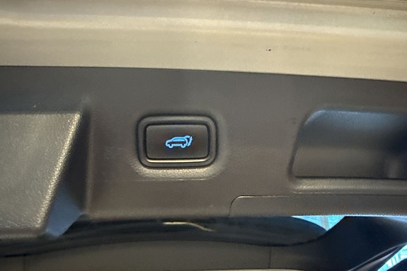 Hyundai Santa Fe 25 of 26