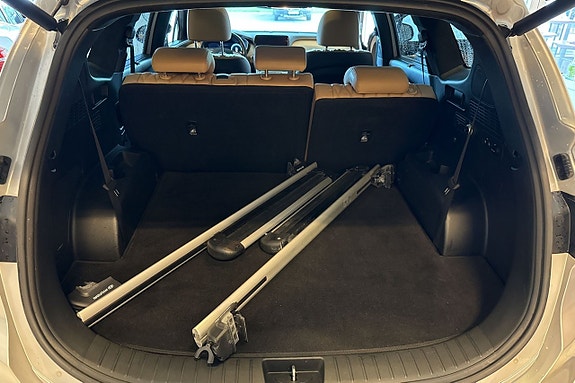 Hyundai Santa Fe 24 of 26