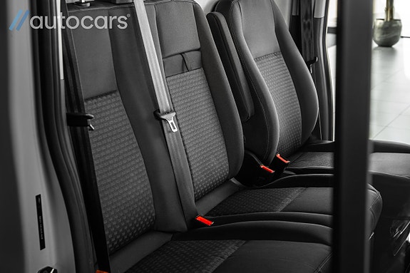 Ford Transit 29 of 30