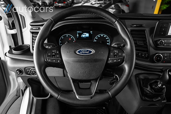 Ford Transit 19 of 30
