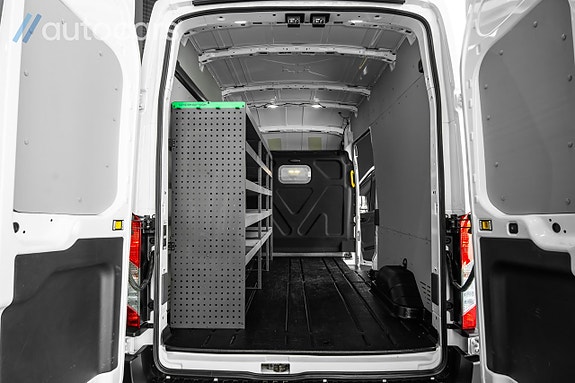 Ford Transit 12 of 30