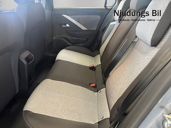 Opel Astra 7 of 9