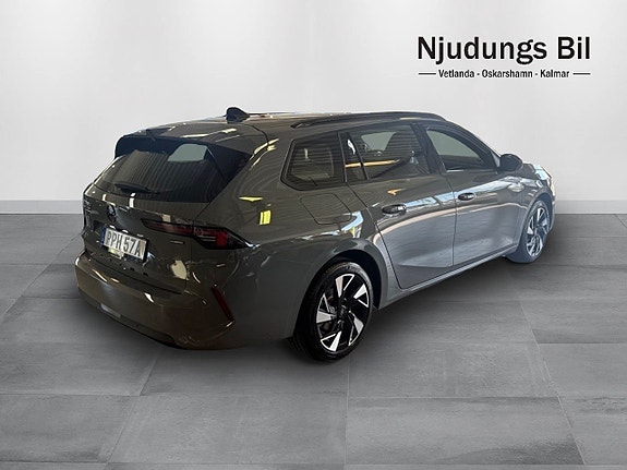 Opel Astra 3 of 5
