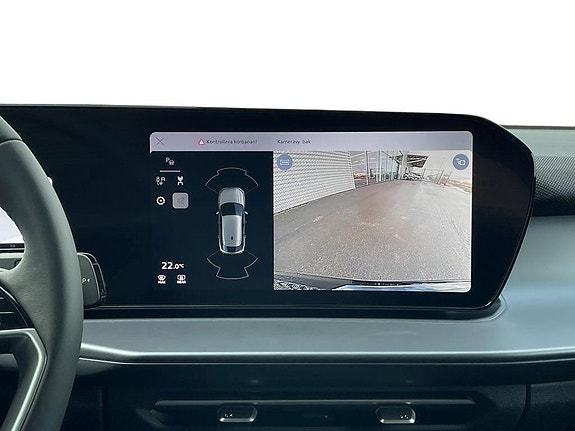 Audi Q3 15 of 18