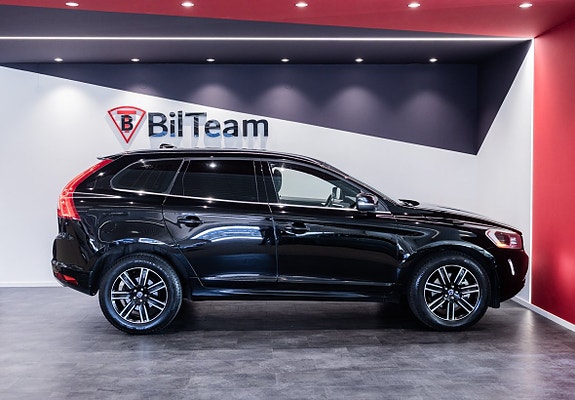 Volvo XC60 12 of 25