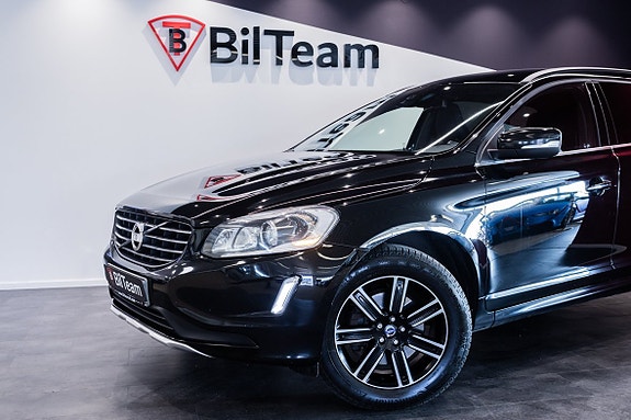 Volvo XC60 4 of 5
