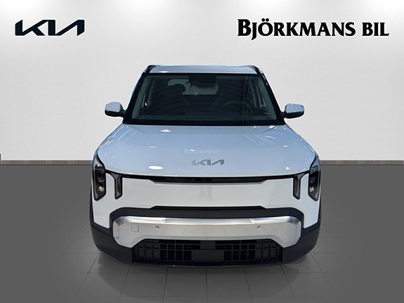Kia EV2 2 of 18