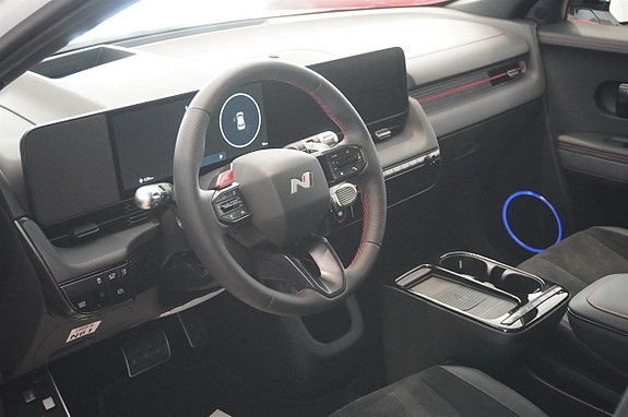 Hyundai Ioniq 5 2 of 12