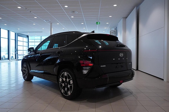 Hyundai Kona 4 of 5
