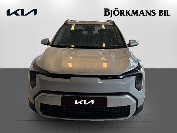 Kia Stonic 2 of 16