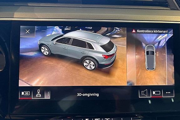 Audi e-tron 18 of 24