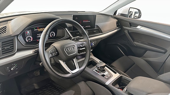 Audi Q5 7 of 17