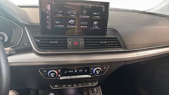 Audi Q5 9 of 17