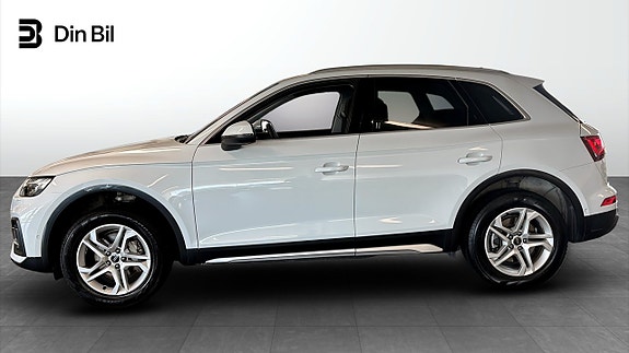 Audi Q5 2 of 5