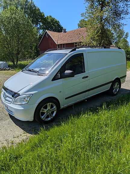 Mercedes-Benz Vito 110 2 of 7
