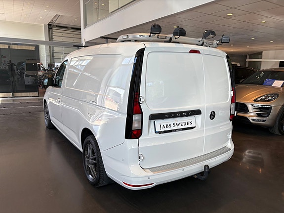 Volkswagen Caddy Maxi 3 of 5