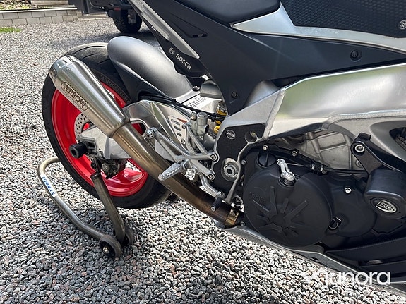 Aprilia RSV4 1000 RR 1.0 Euro 4 9 of 12