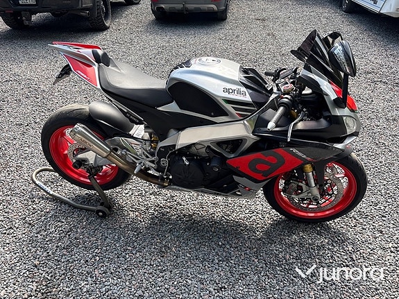 Aprilia RSV4 1000 RR 1.0 Euro 4 4 of 5