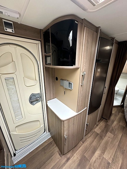 Kabe Imperial 560 XL KS * Förtält * AC * 19 of 20