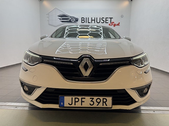 Renault Megane IV 5 of 5