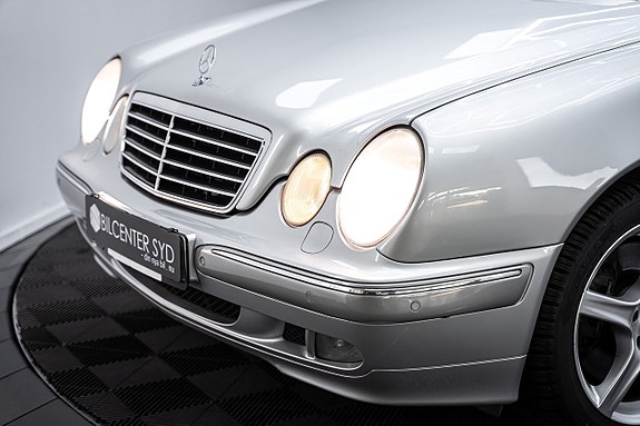 Mercedes-Benz E43 2 of 5