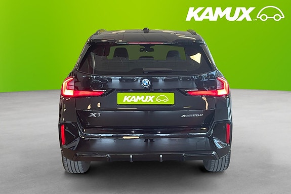 BMW X1 5 of 5