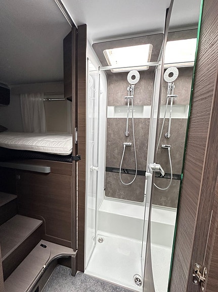 Adria 670SL Mercedes Coral Supreme 9G-Tronic Automat 170Hk 275 Mil !! 27 of 30
