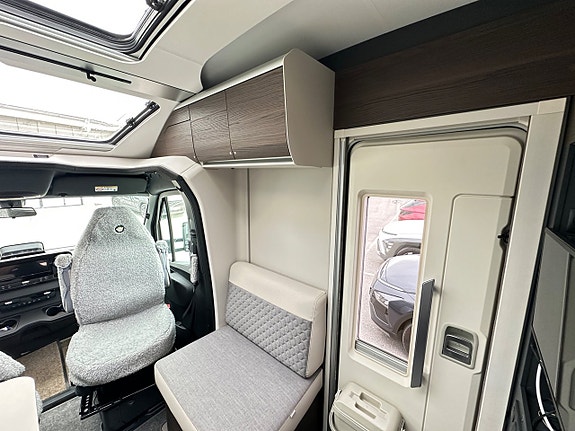 Adria 670SL Mercedes Coral Supreme 9G-Tronic Automat 170Hk 275 Mil !! 13 of 30