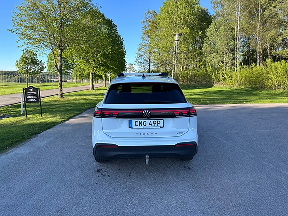 Volkswagen Tiguan 5 of 5